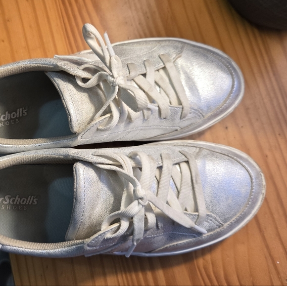 Dr. Scholl's lace Madison sneakers 7.5 silver - Picture 2 of 2